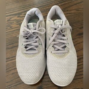 Woman Nike Running Shoes